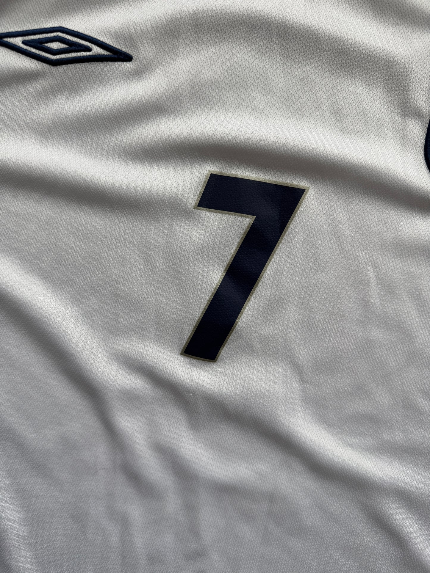 England 2005 2007 Home Jersey — Beckham #7 XL