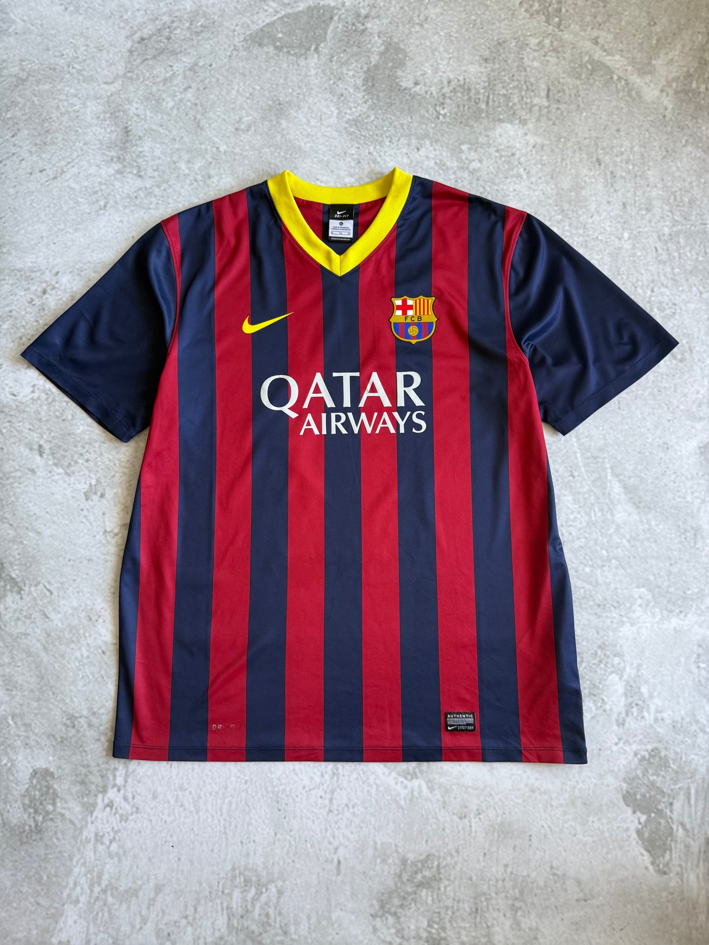 Barcelona 2013 2014 Home Jersey — XL