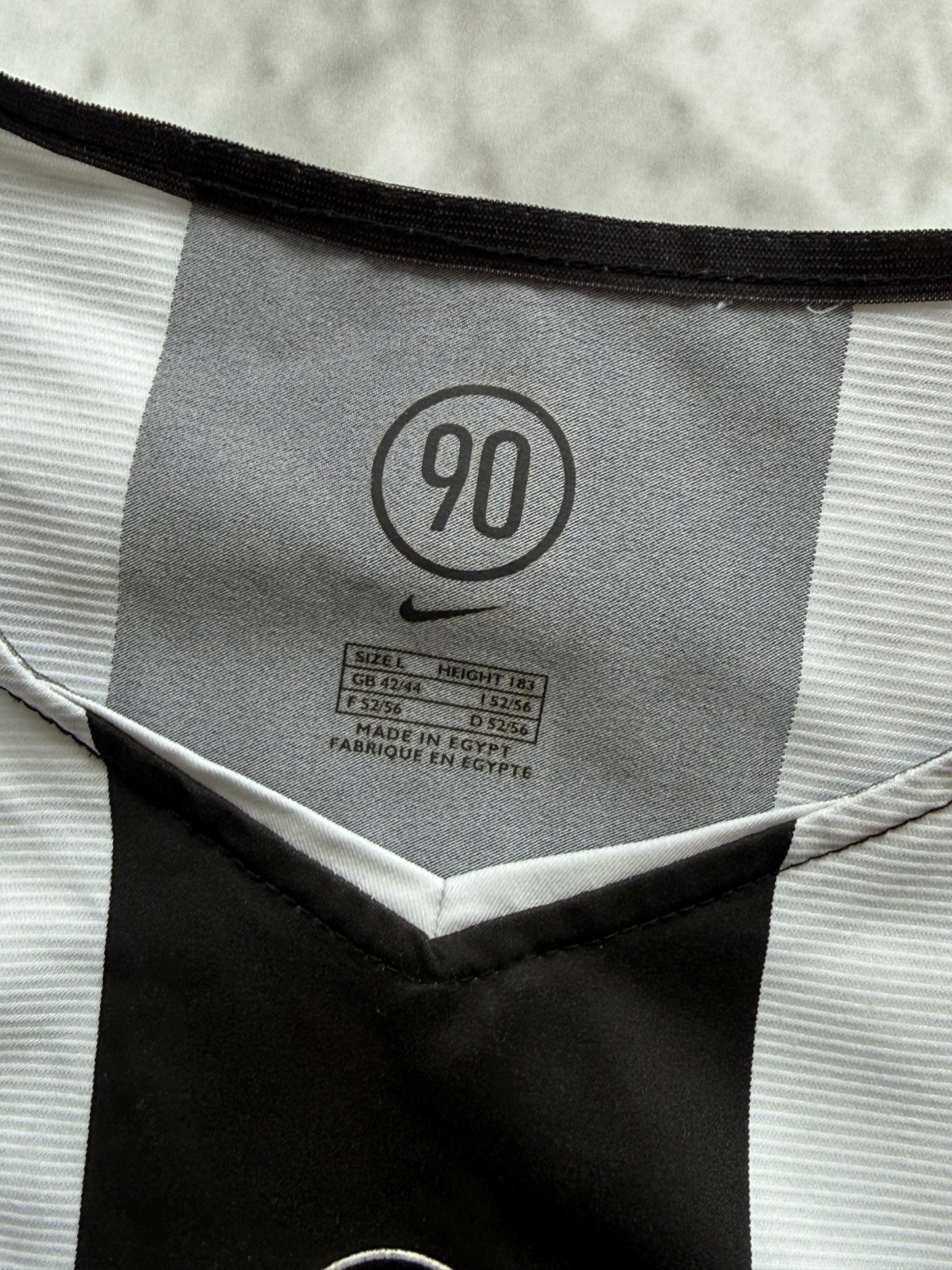Juventus 2004 2005 Home Jersey — L