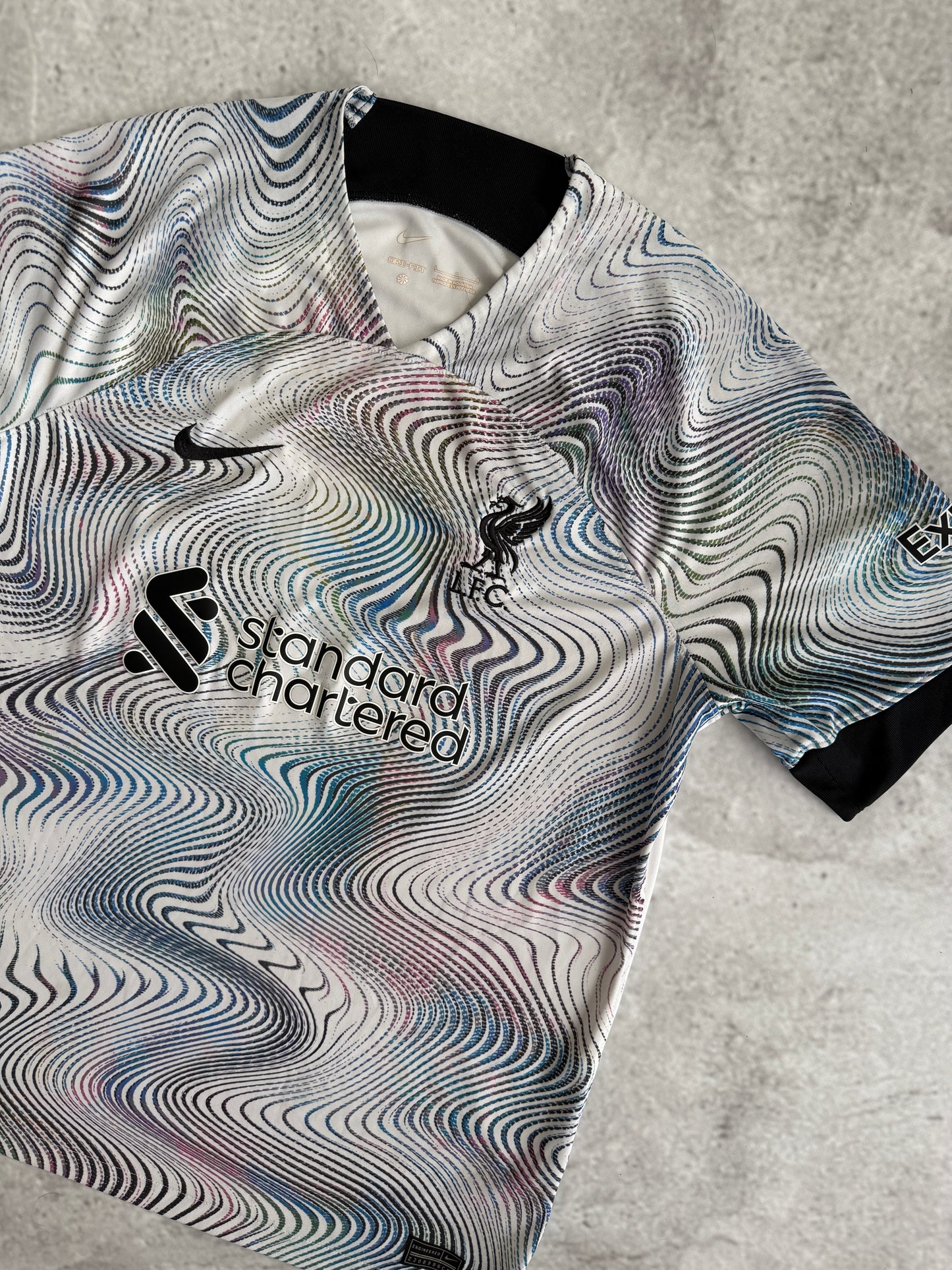 Liverpool 2022 2023 Away Jersey — L