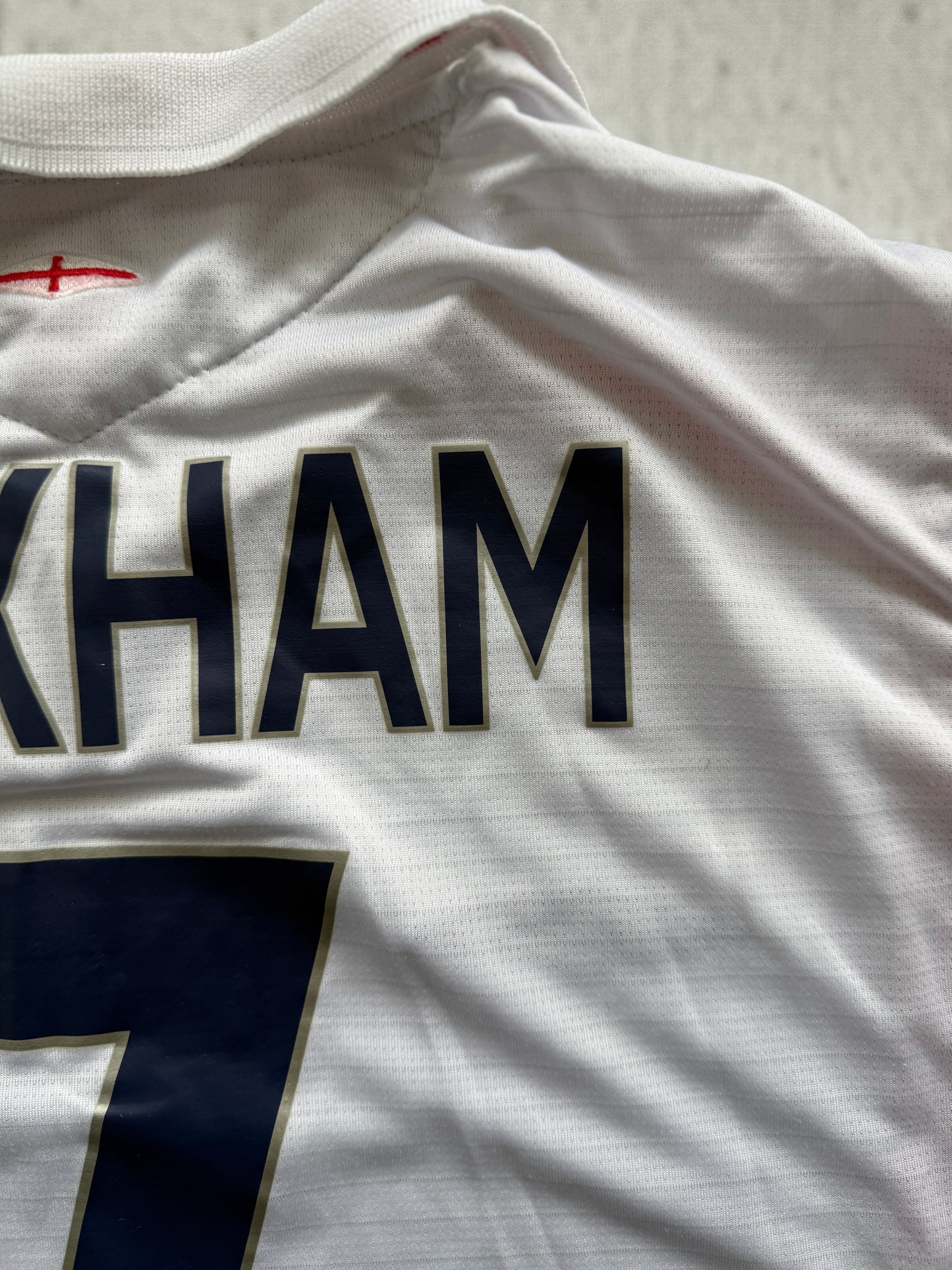 England 2005 2007 Home Jersey — Beckham #7 XL