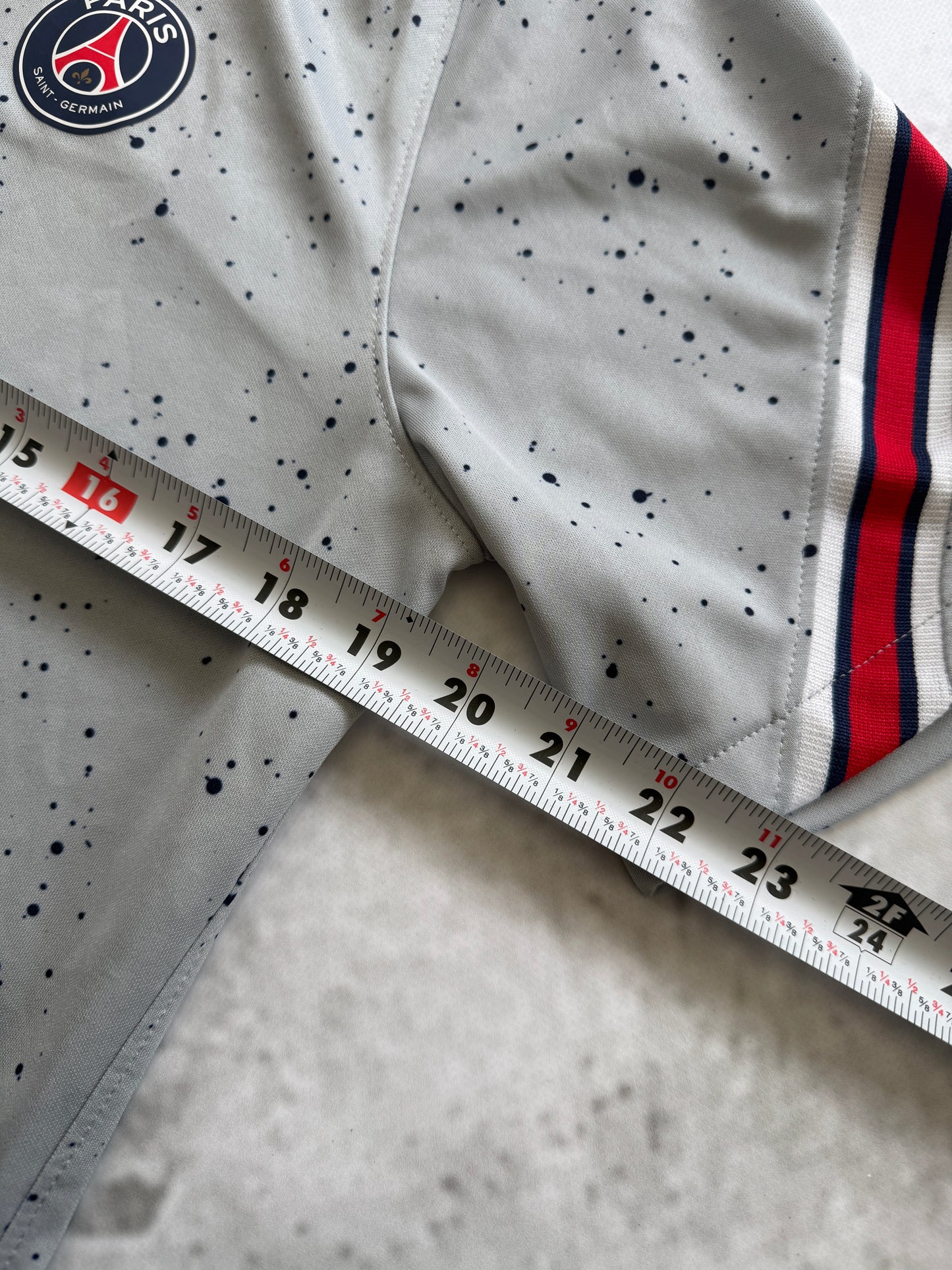 PSG Strike x Air Jordan Jersey — L