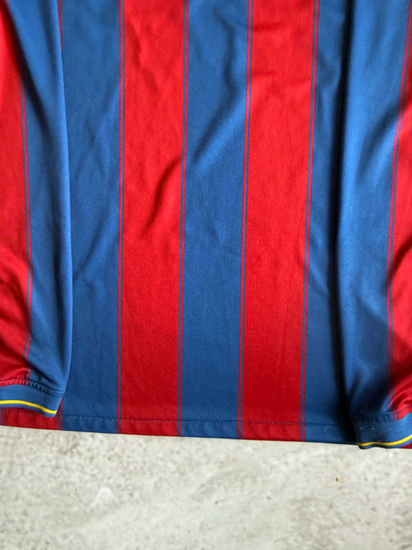 Barcelona 2009 2010 Home Jersey — M