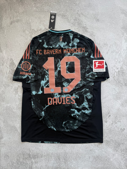 Bayern Munich 2024 2025 Away Jersey — Davies #19 L