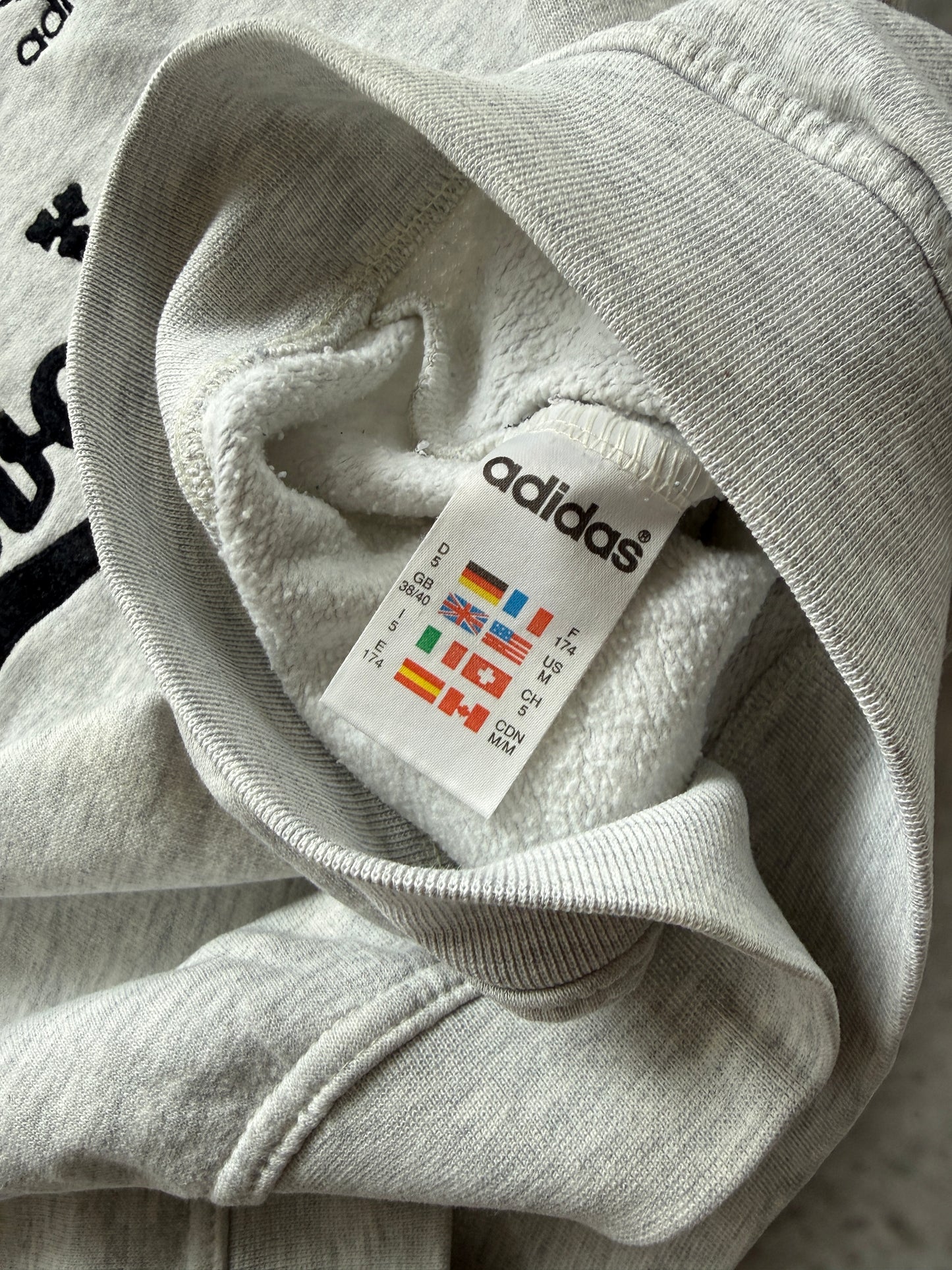 Liverpool 1995 1996 Vintage Adidas Crewneck — S