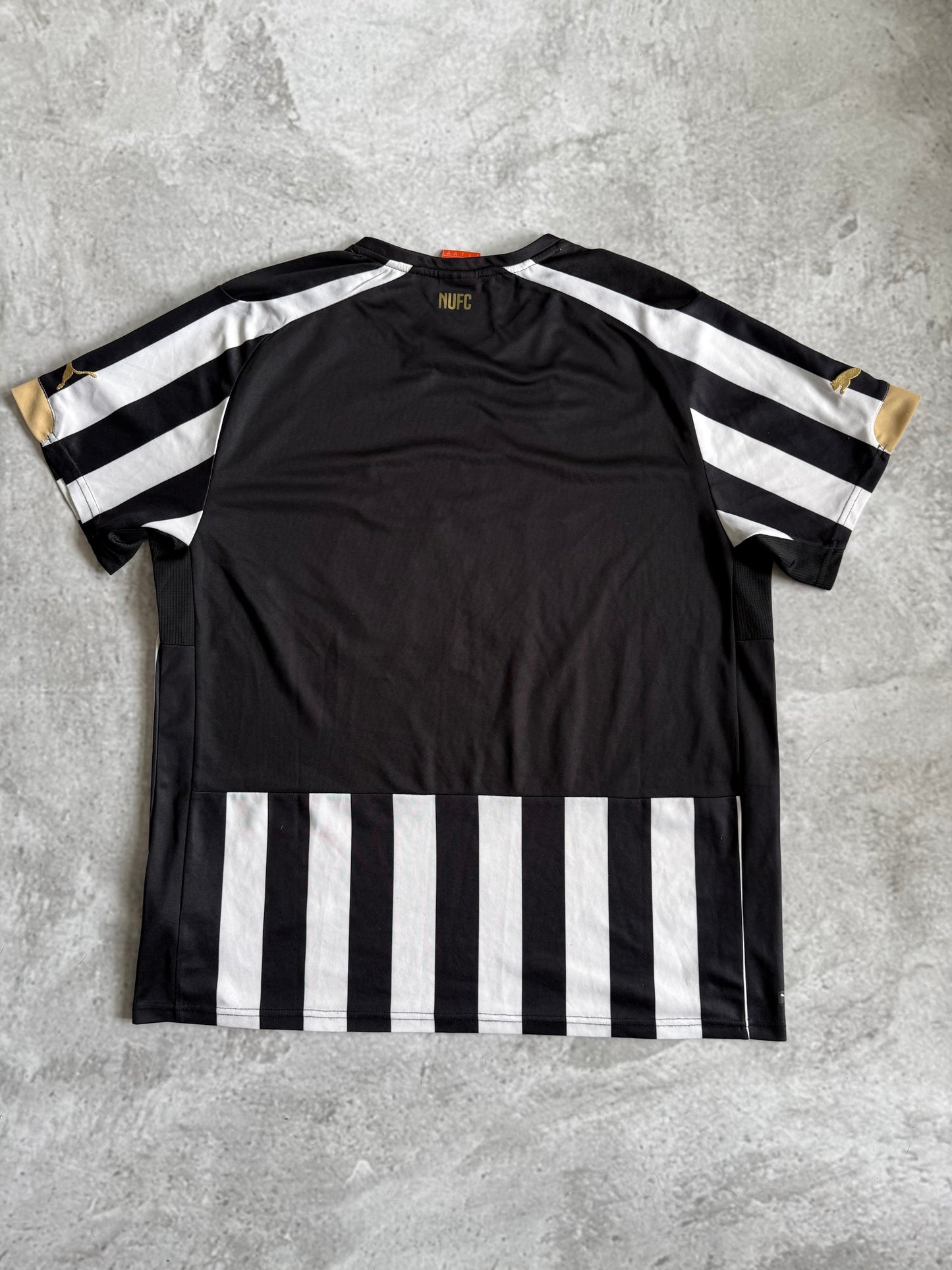 Newcastle United 2014 2015 Home Jersey — L