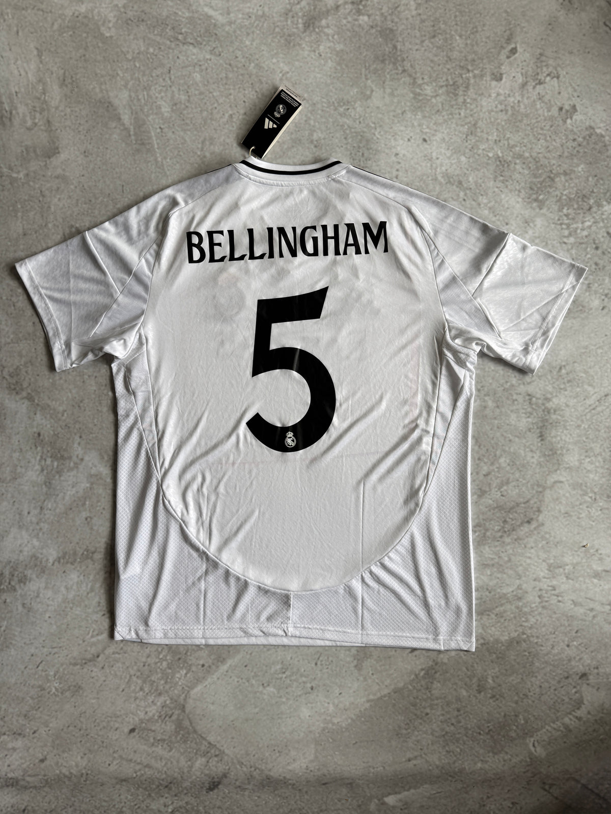 Real Madrid 2024-2025 Home Jersey — Bellingham #5 XL