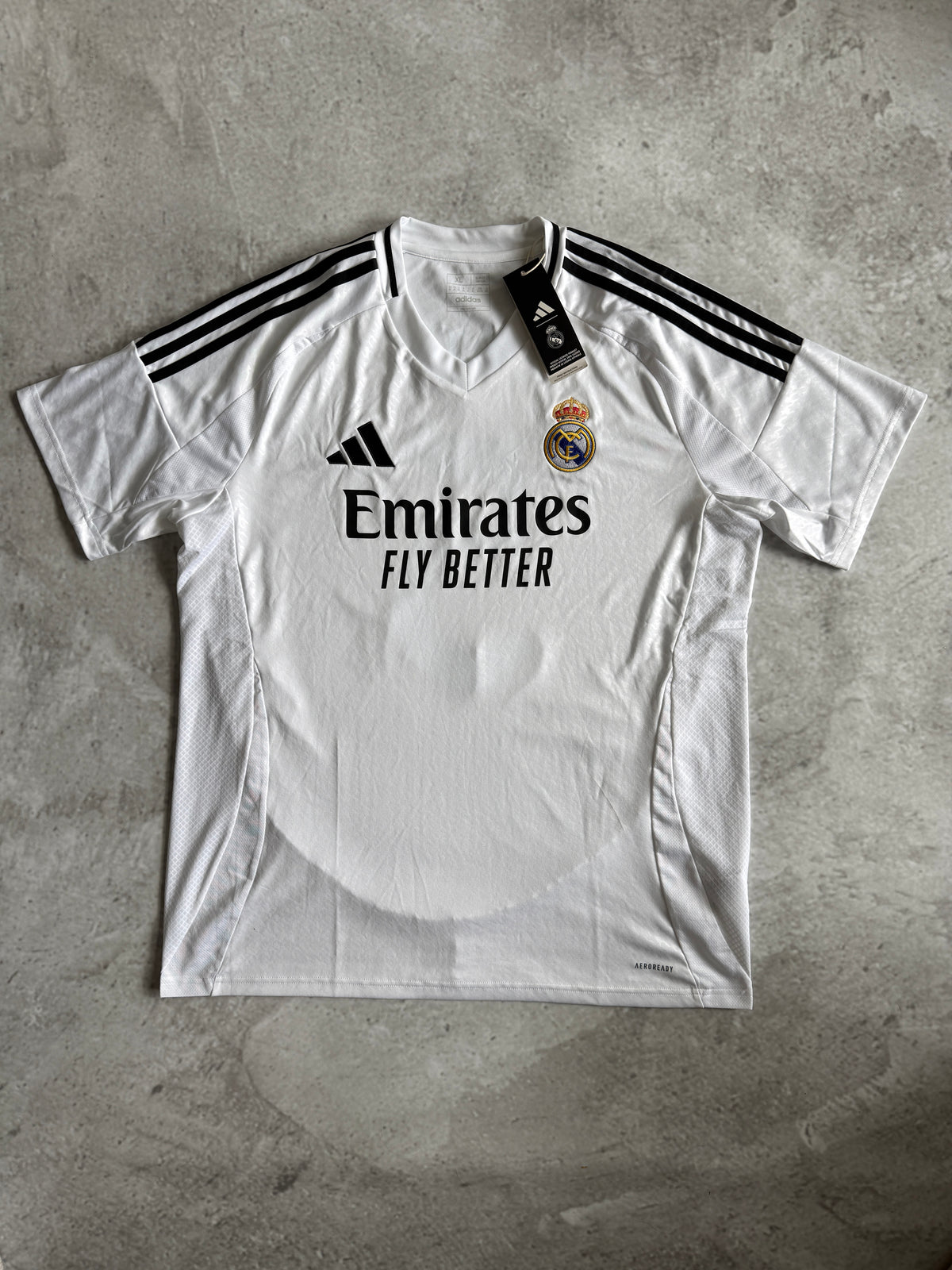 Real Madrid 2024-2025 Home Jersey — Bellingham #5 XL