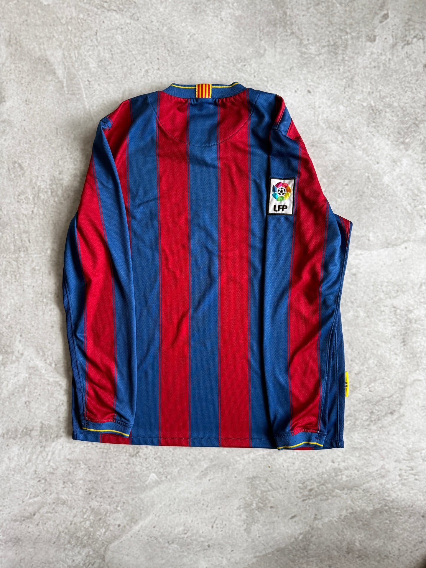 Barcelona 2009 2010 Home Jersey — M