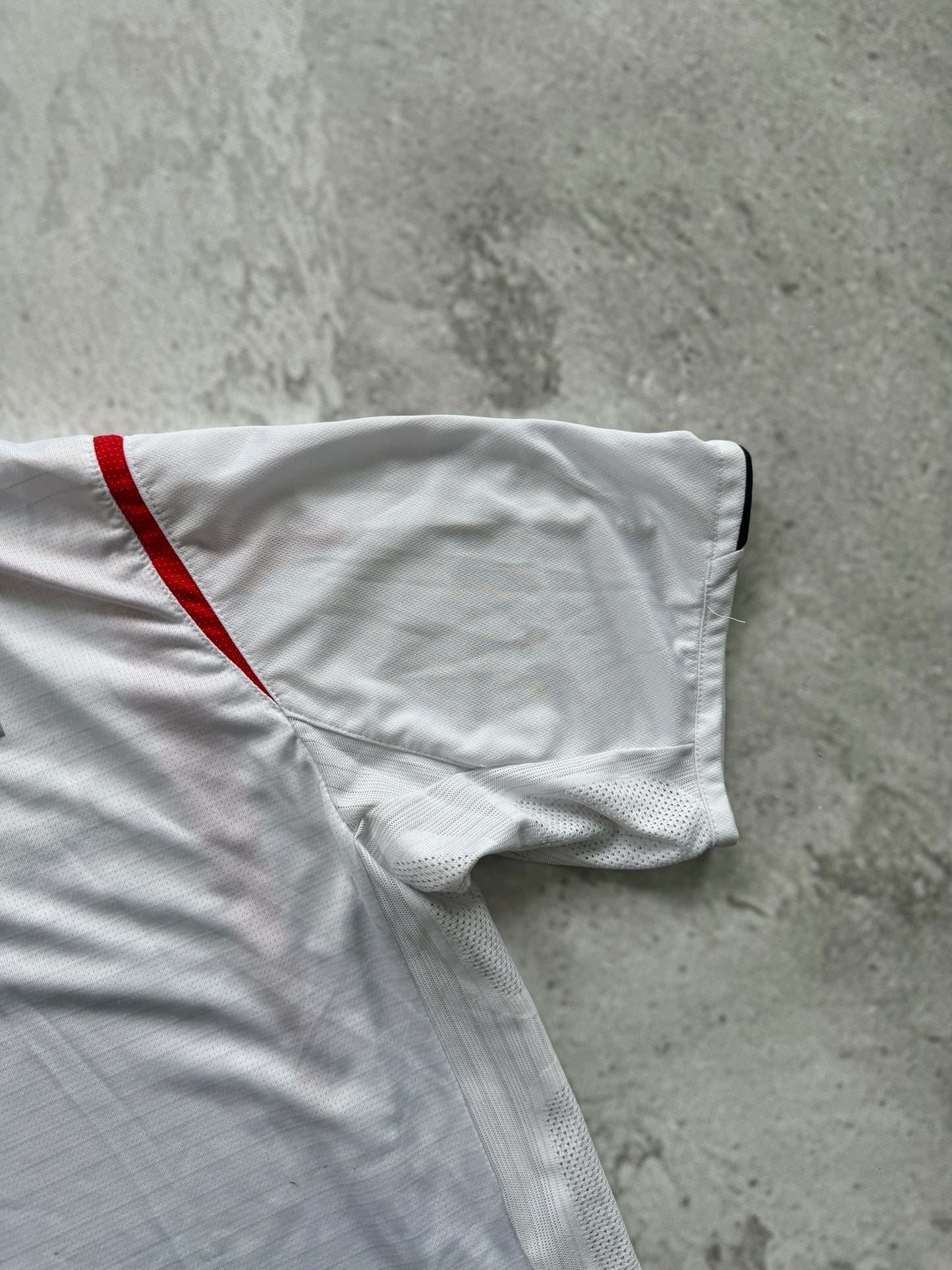 England 2005 2007 Home Jersey — Beckham #7 XL