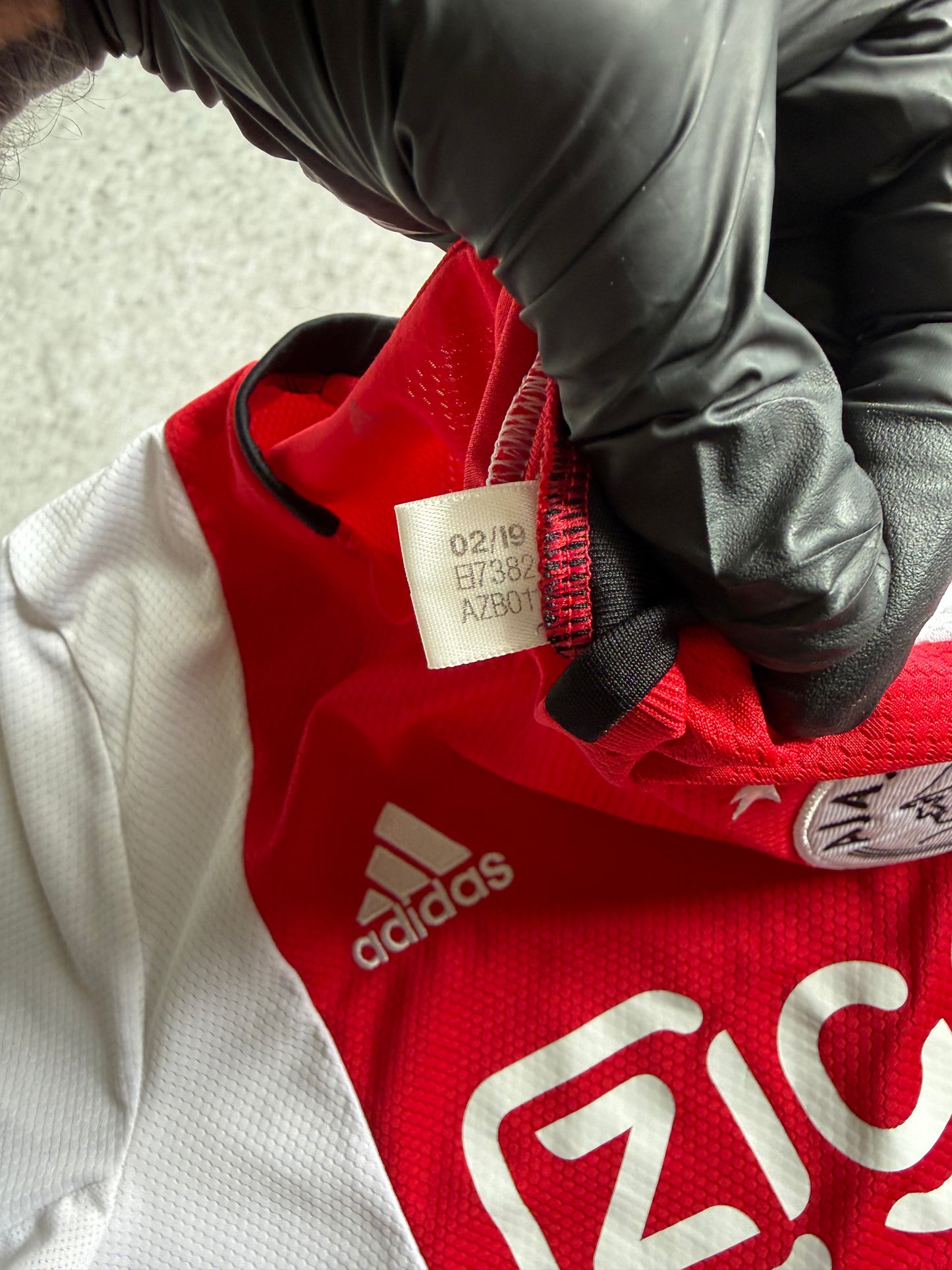 Ajax 2019 2020 Home Jersey — M