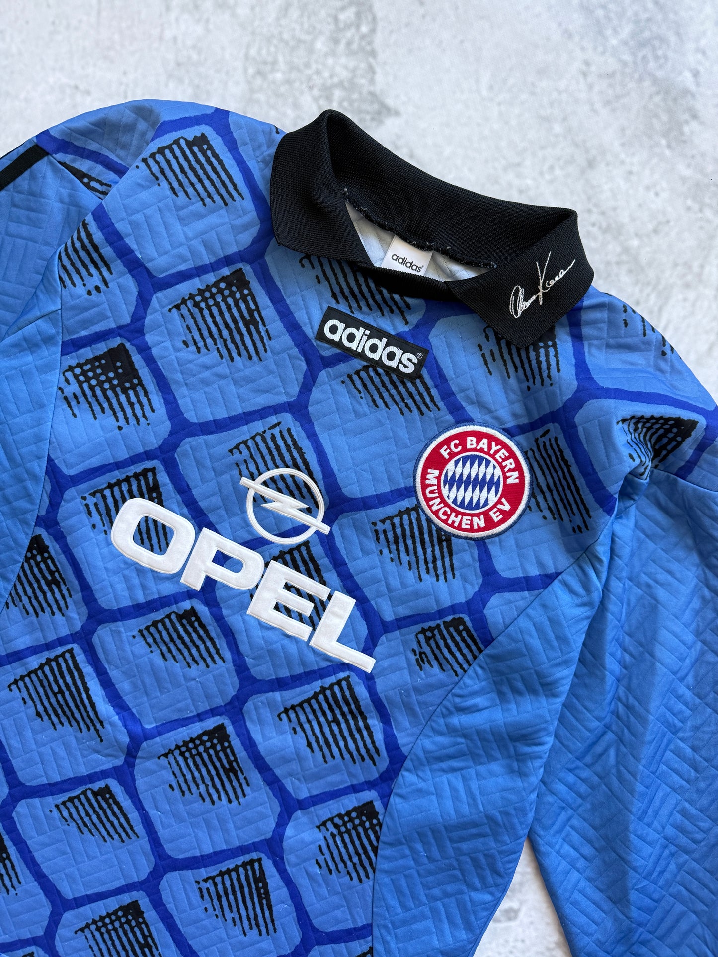 Bayern Munich 1996 1997 1998 Goalkeeper Jersey — Kahn #1 M