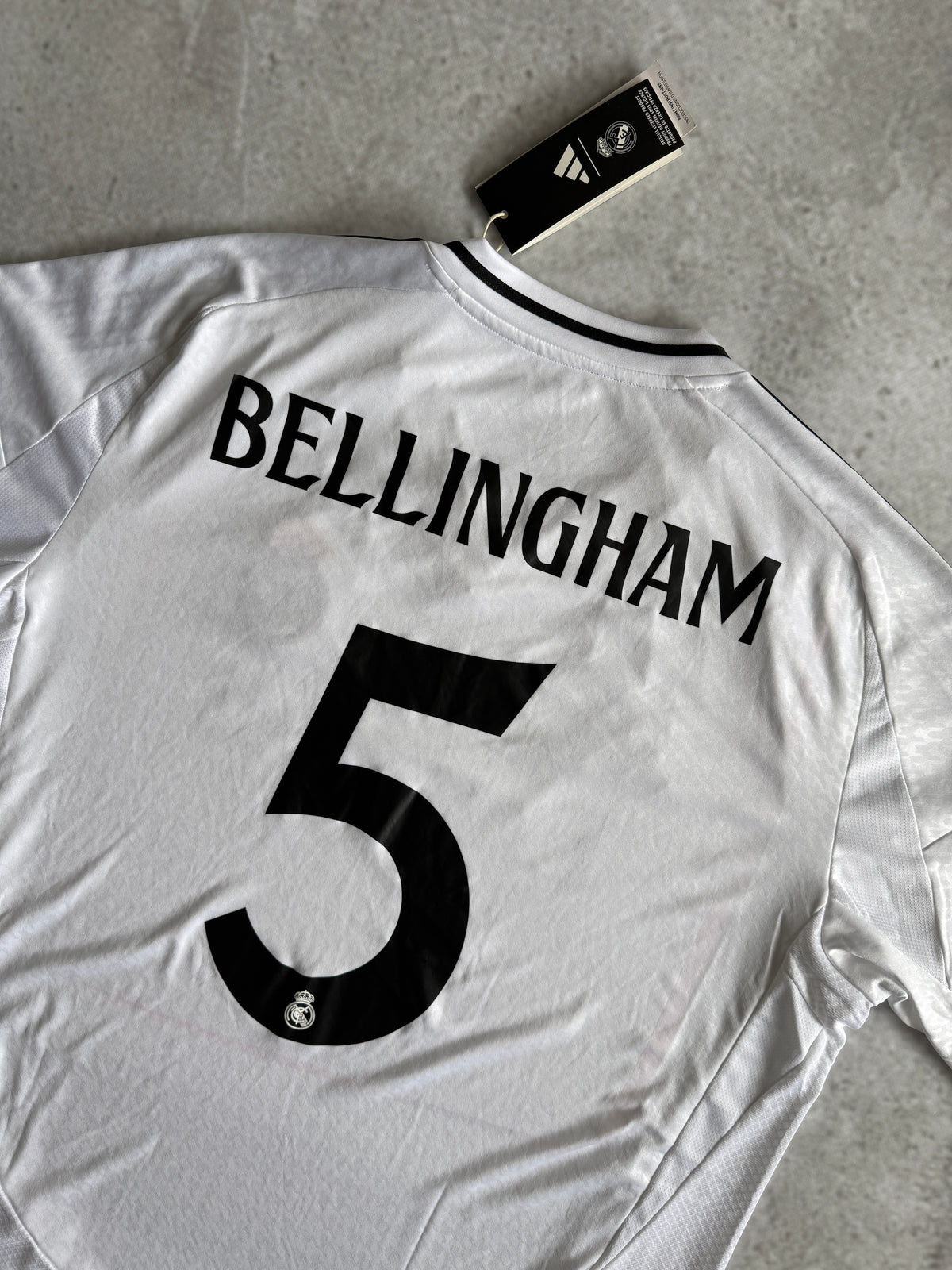 Real Madrid 2024-2025 Home Jersey — Bellingham #5 XL