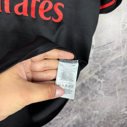 Benfica 2016-2017 Away Jersey — Raúl #9 M