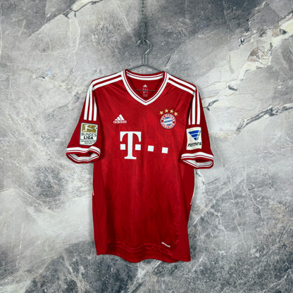 Bayern Munich 2013-2014 Home Jersey — Kroos #39 M