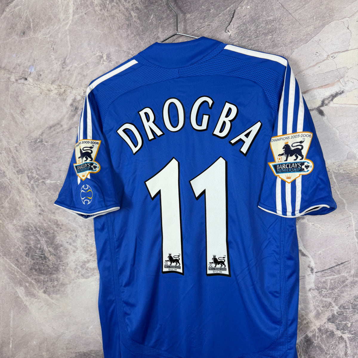 Chelsea 2006-2007 Home Jersey — Drogba #11 S
