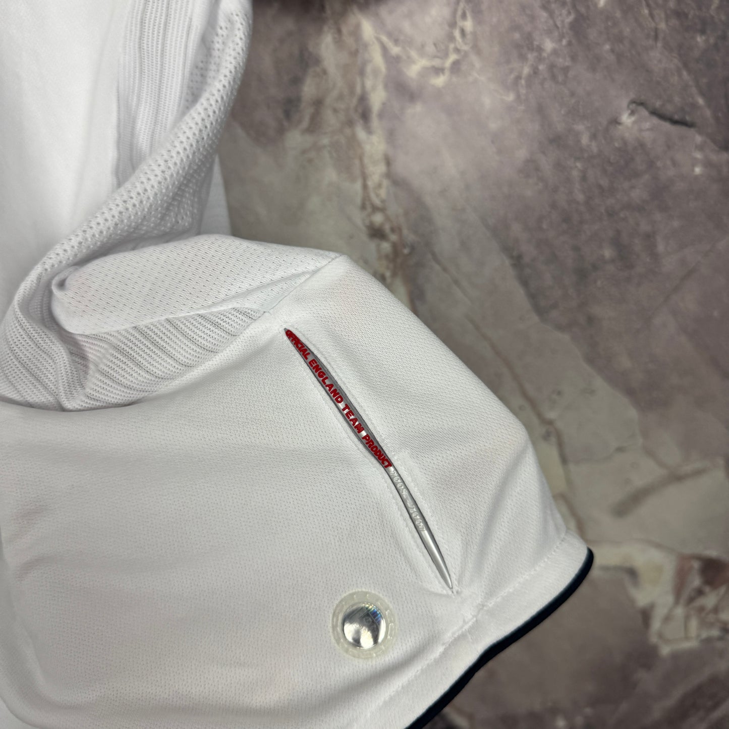England 2005-2007 Home Jersey — Owen #10 L