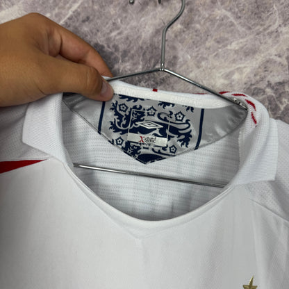 England 2005-2007 Home Jersey — Owen #10 L