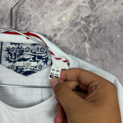 England 2005-2007 Home Jersey — Owen #10 L