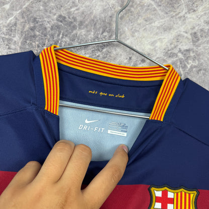 Barcelona 2015-2016 Home Jersey — Messi #10 M