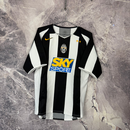 Juventus 2004-2005 Home Jersey — Ibrahimovic #9 S