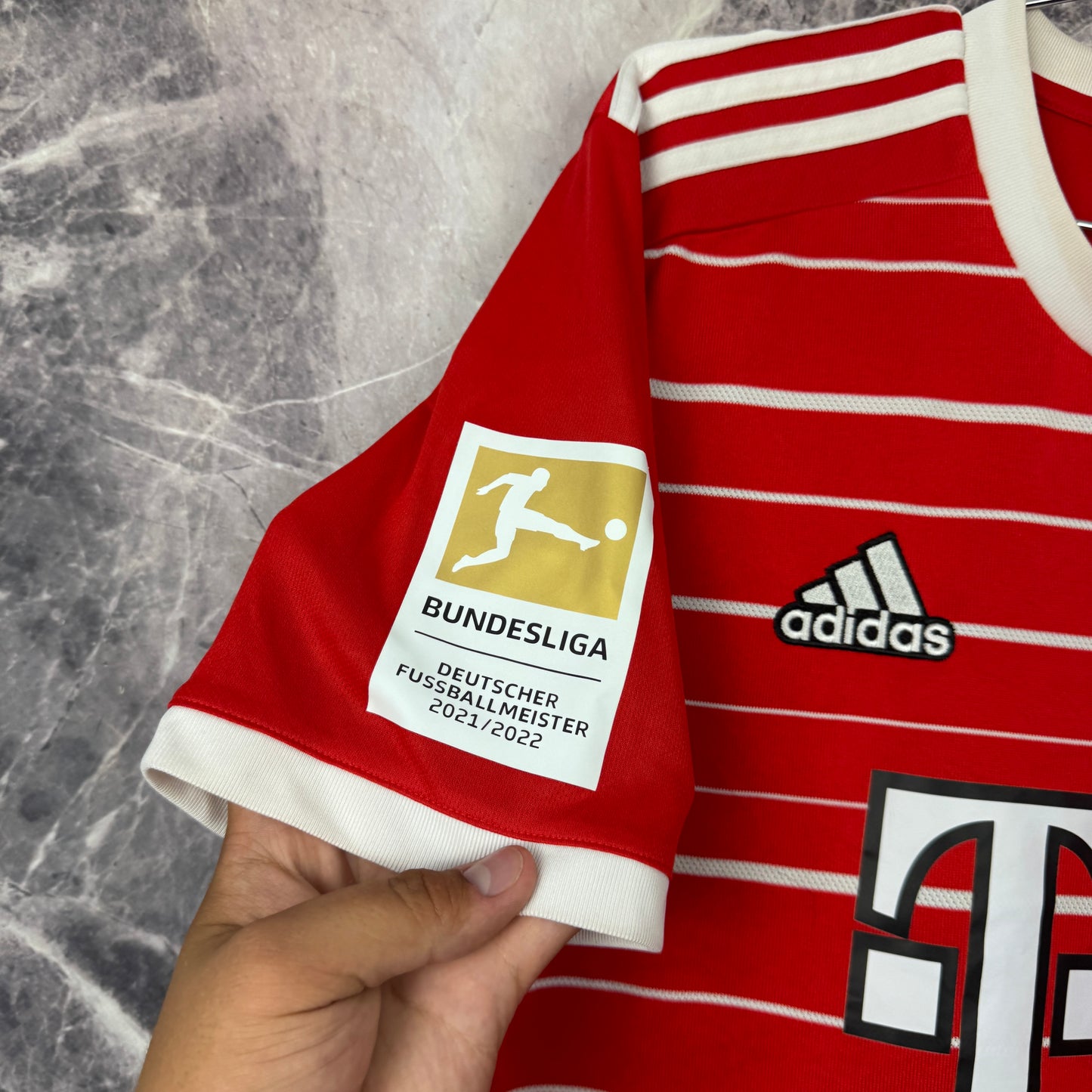 Bayern Munich 2022-2023 Home Jersey — Lewandowski #9 L