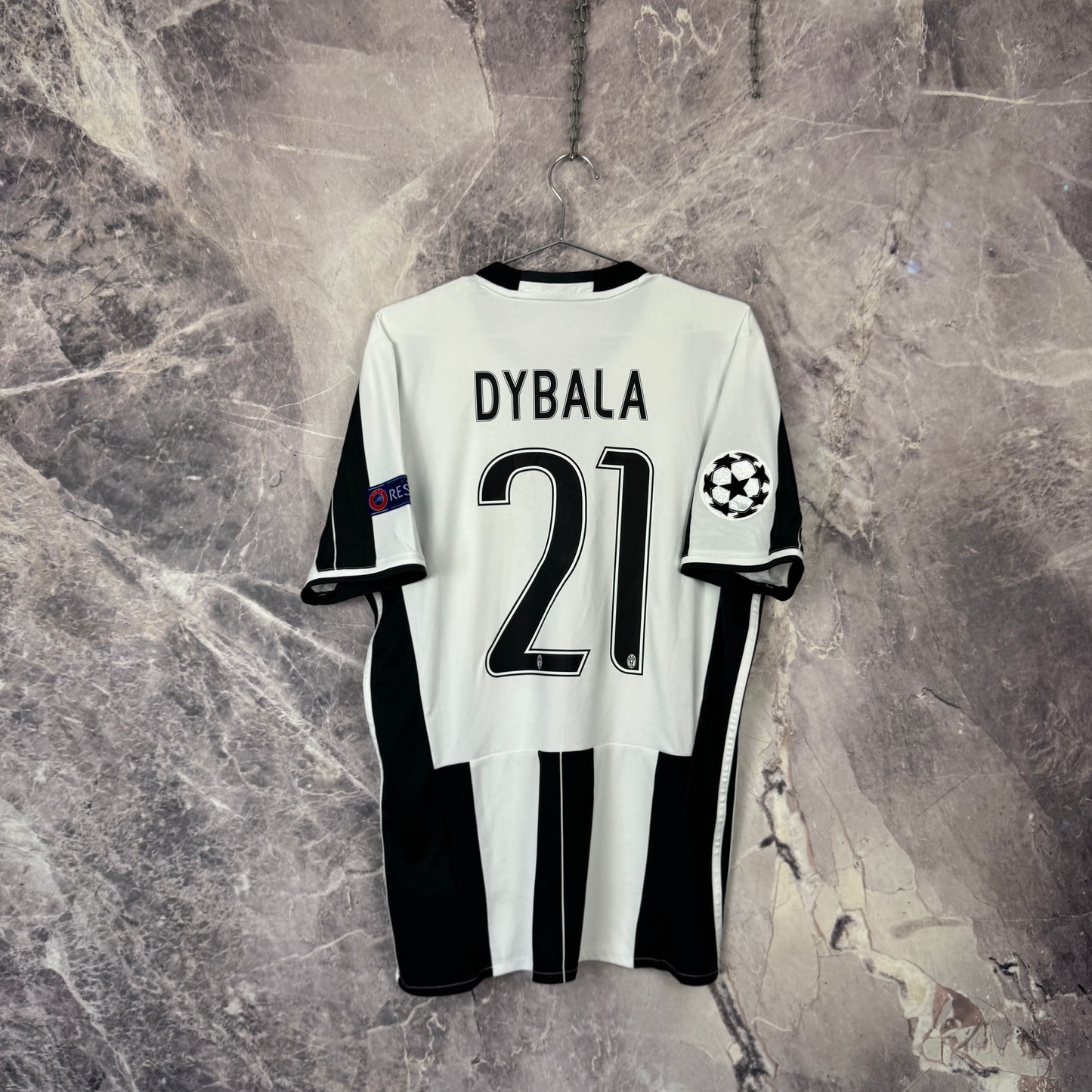 Juventus 2016 2017 Home — Dybala #21 L