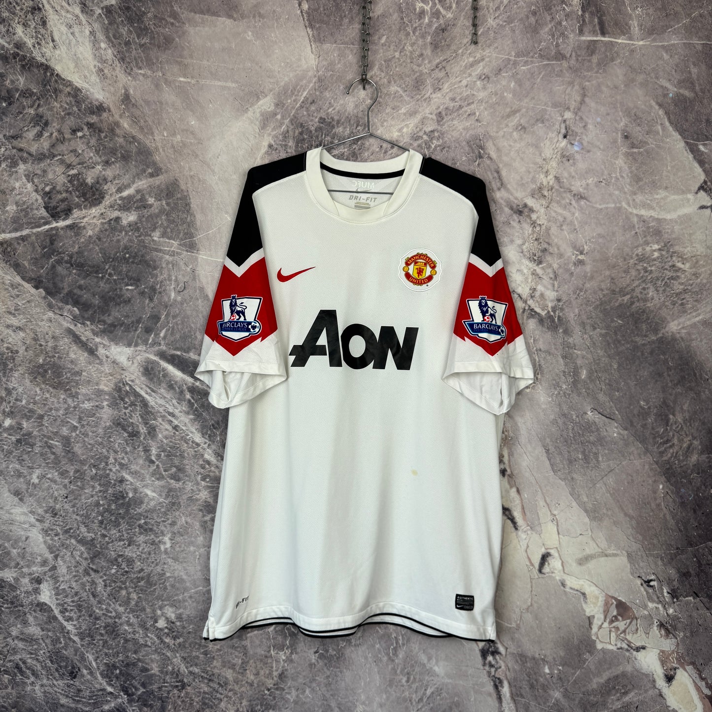 Manchester United 2010-2011 Away Jersey — Chicharito #14 2XL