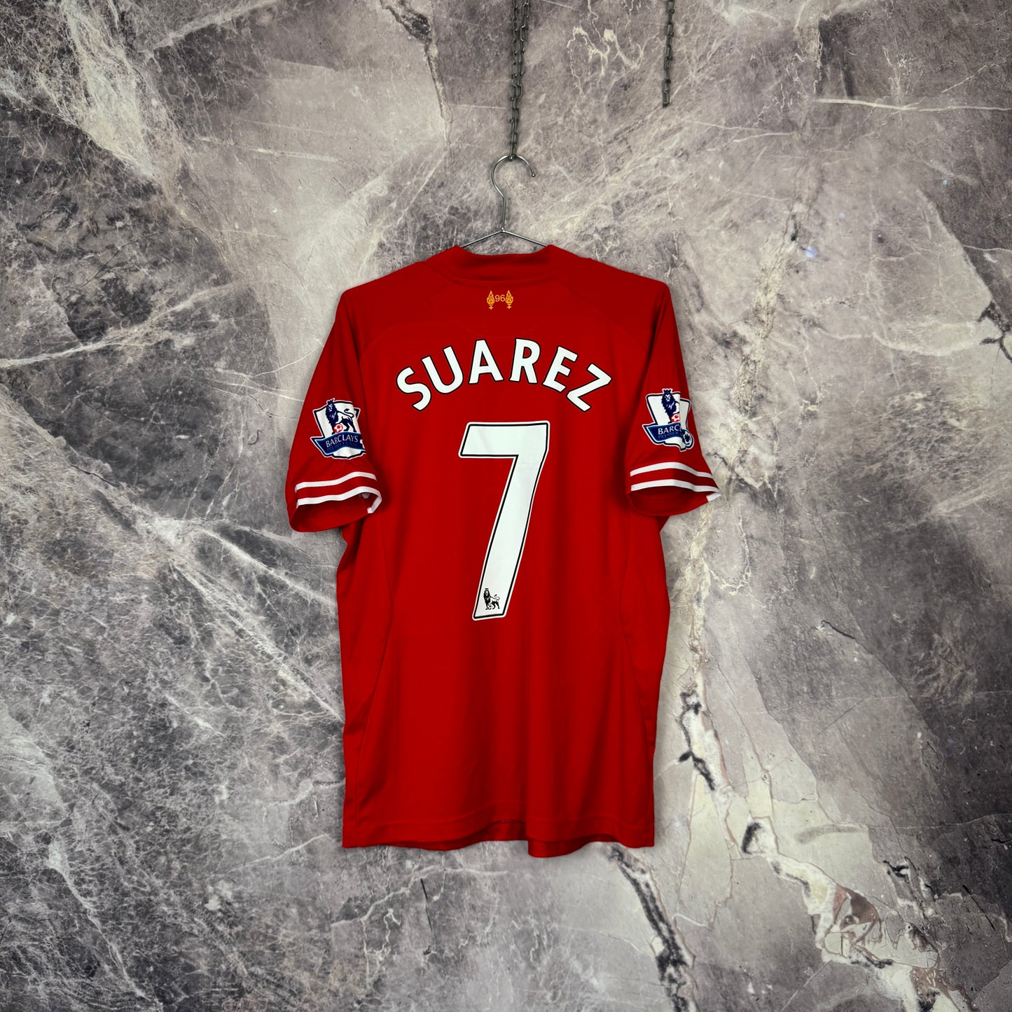 Liverpool 2013-2014 Home Jersey — Suarez #7 M