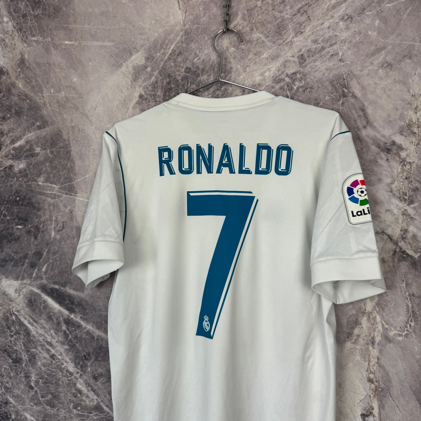Real Madrid 2017-2018 Home Jersey — Ronaldo #7 M