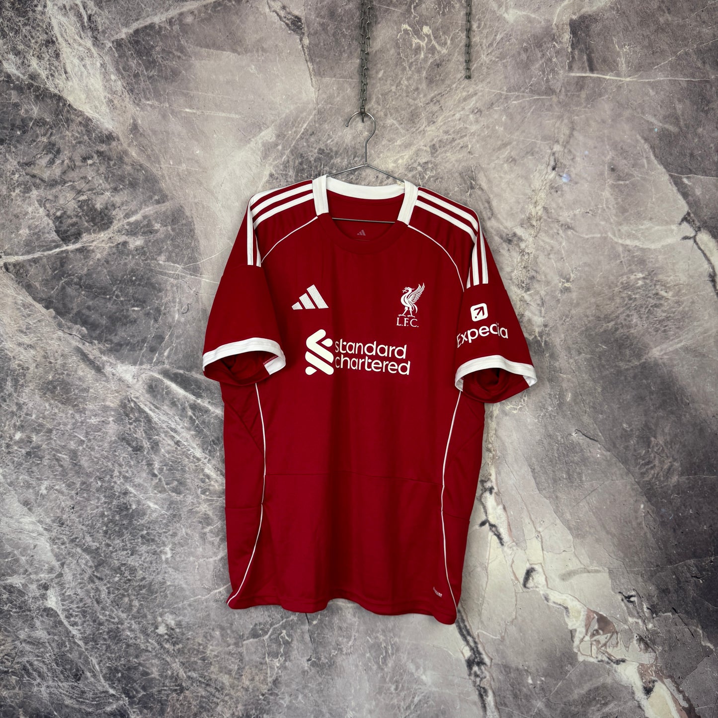 Liverpool 2025-2026 Home Jersey — M.Salah #11 XL