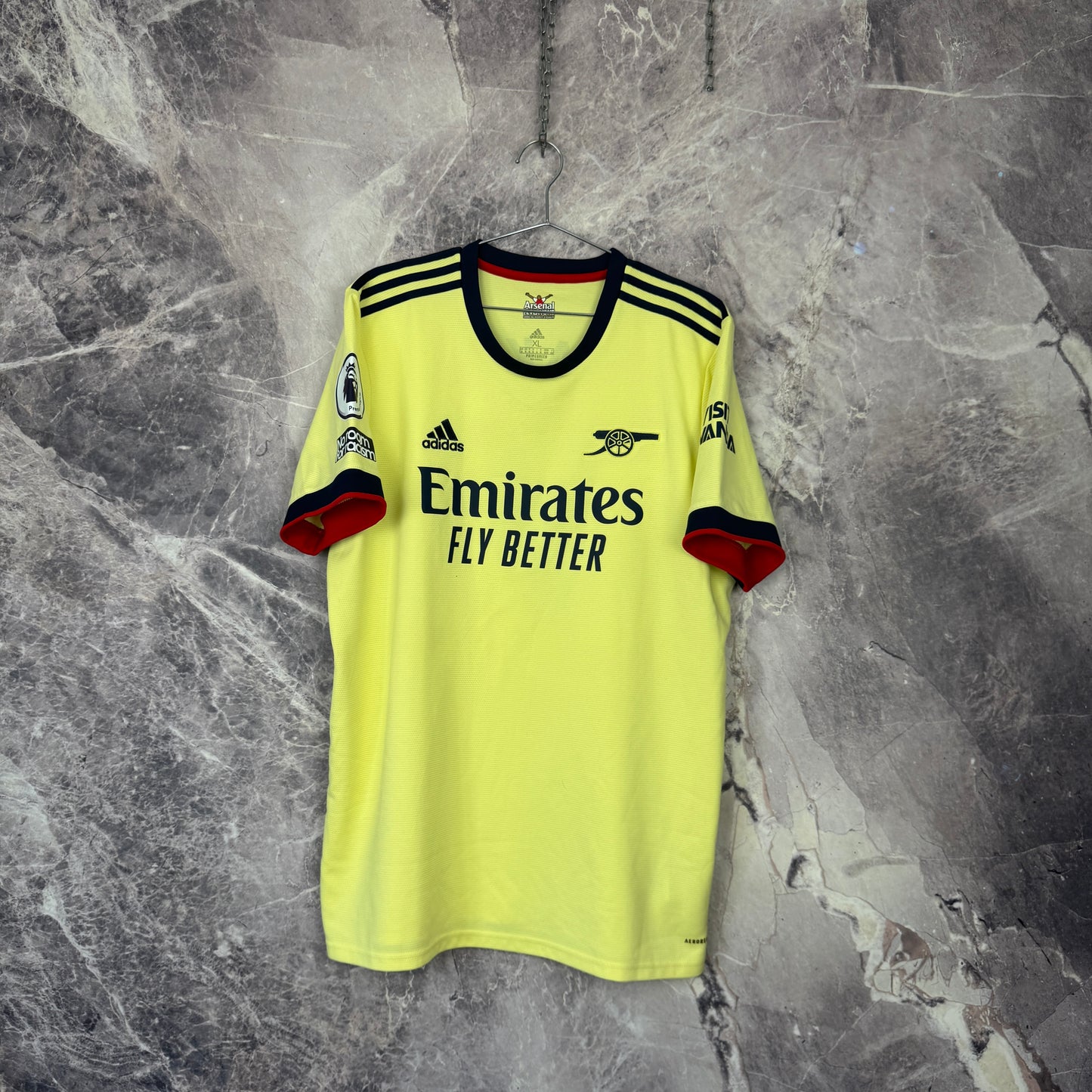 Arsenal 2021-2022 Away Jersey — Saka #7 XL