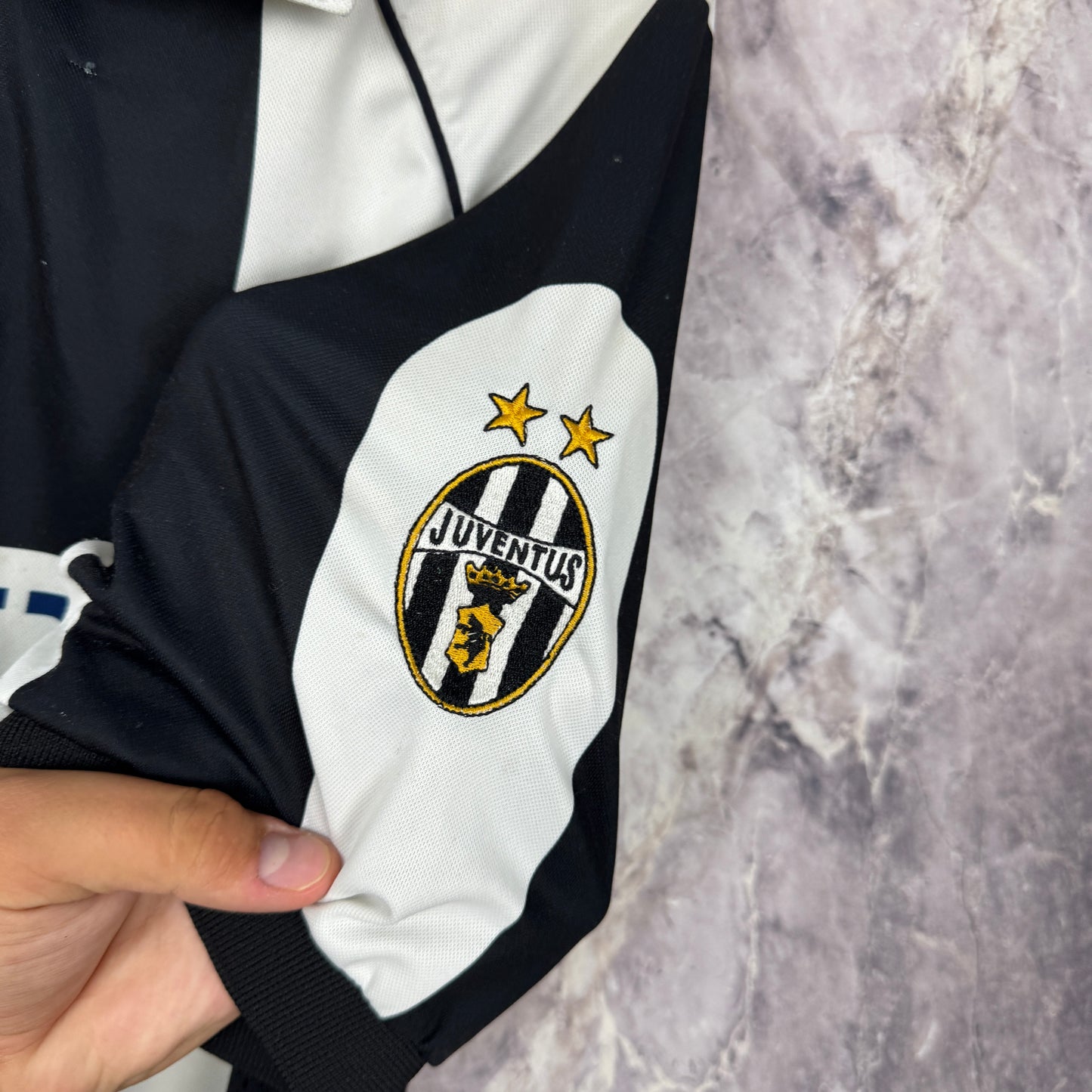 Juventus 1997-1998 Home Jersey — Gio #10 L