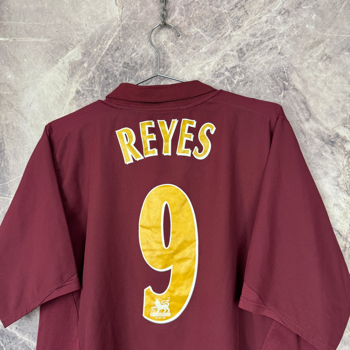 Arsenal 2005-2006 Home Jersey — Reyes #9 L