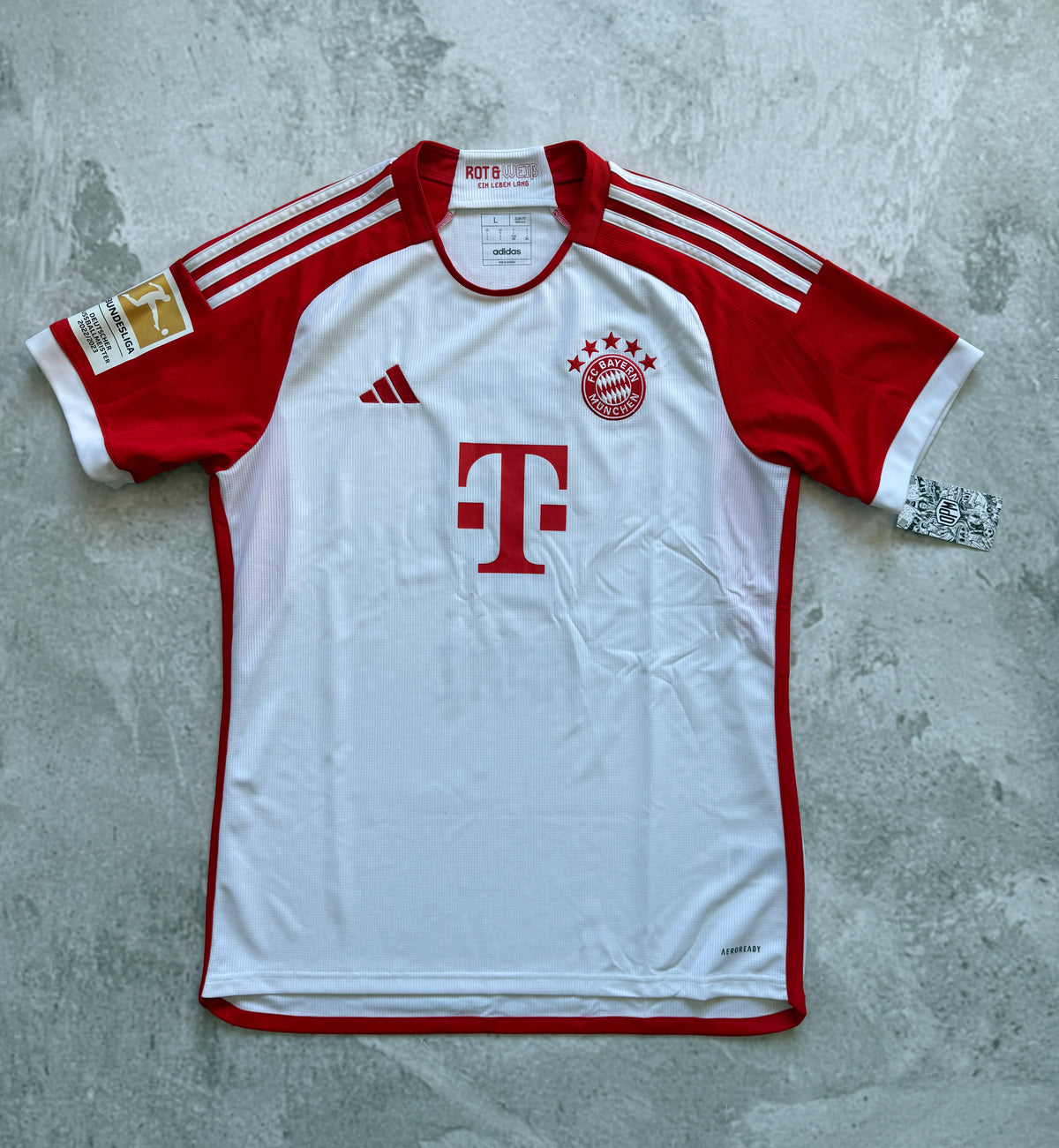 FC Bayern München 2023-2024 Home Jersey — Kane #9 L