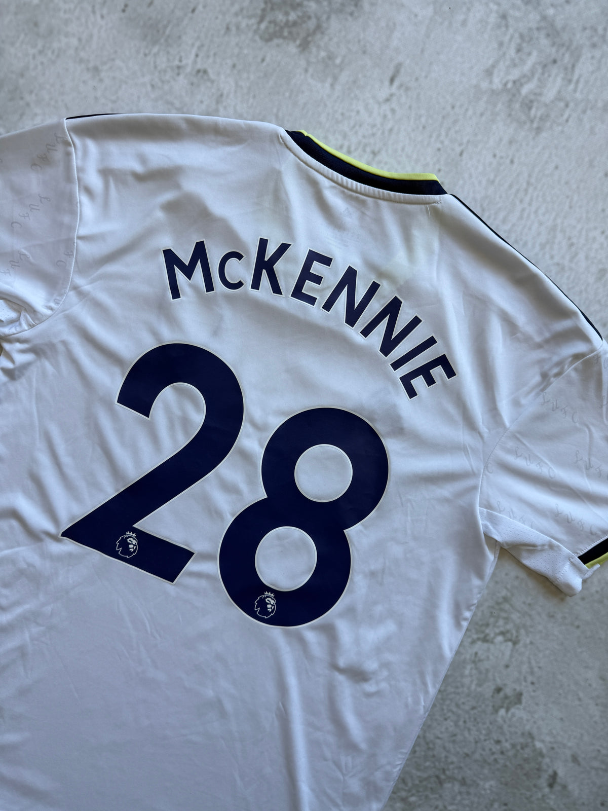 Leeds United 2022-2023 Home Jersey — McKennie #28 M