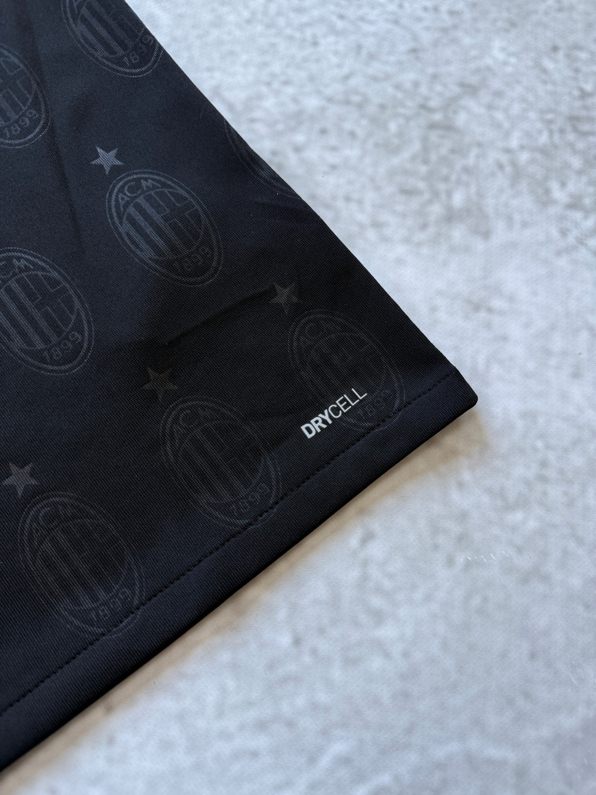 AC Milan 2021-2022 Third Jersey — R. Leão #17 L