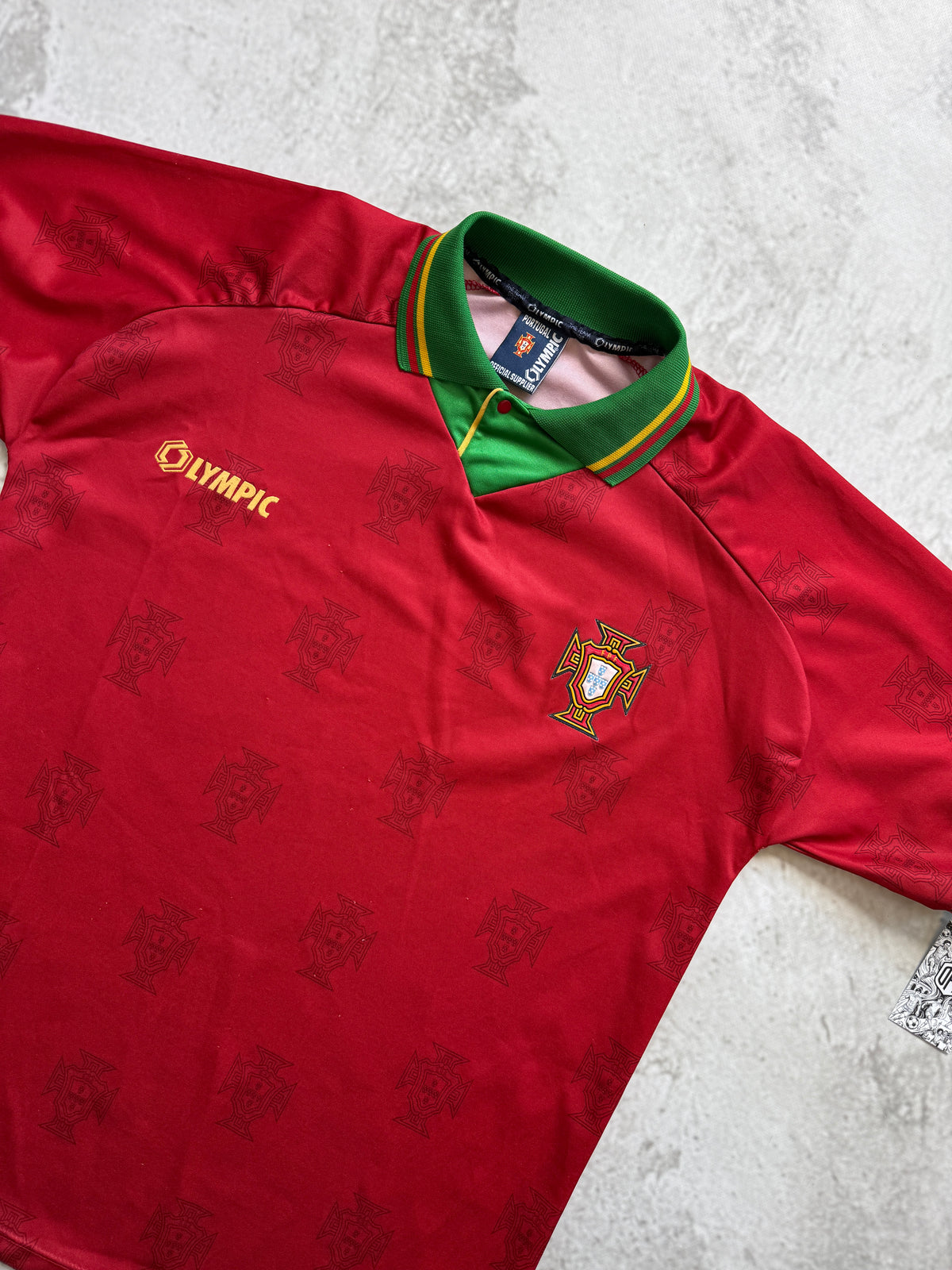 Portugal 1995-1996 Home Jersey L