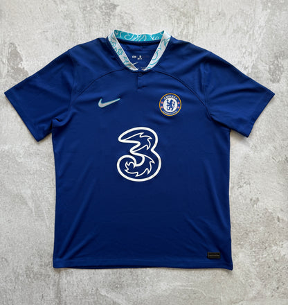 Chelsea 2022-2023 Home Jersey — Cucurella #32 L