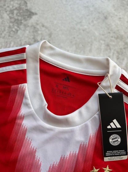 Bayern Munich 2025-2026 Home Jersey — Musiala #10 XL
