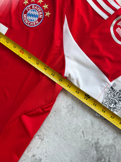 Bayern Munich 2025-2026 Home Jersey — Musiala #10 XL