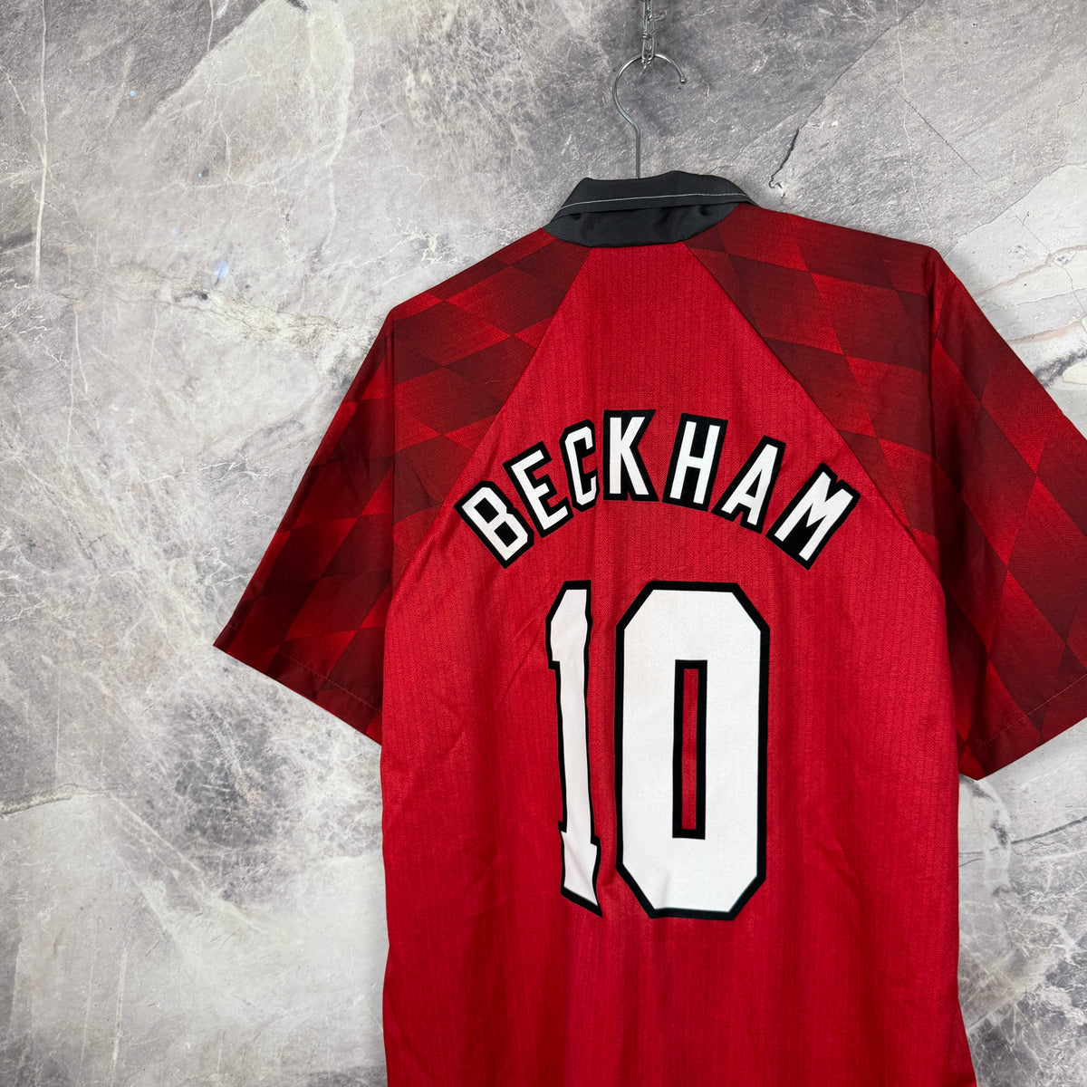 Manchester United 1996-1998 Home Jersey — Beckham #10 L