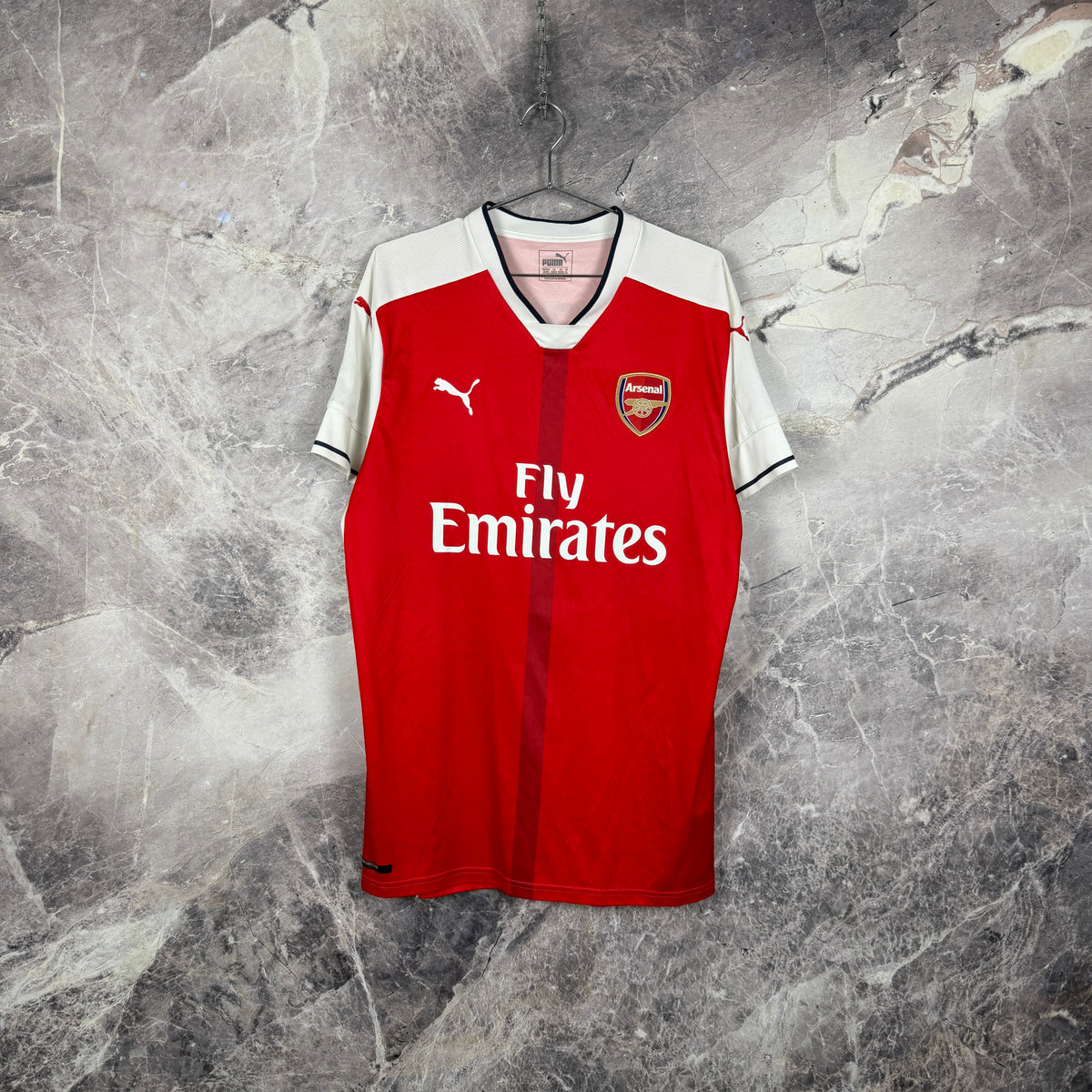 Arsenal 2016-2017 Home Jersey — Özil #11 XL