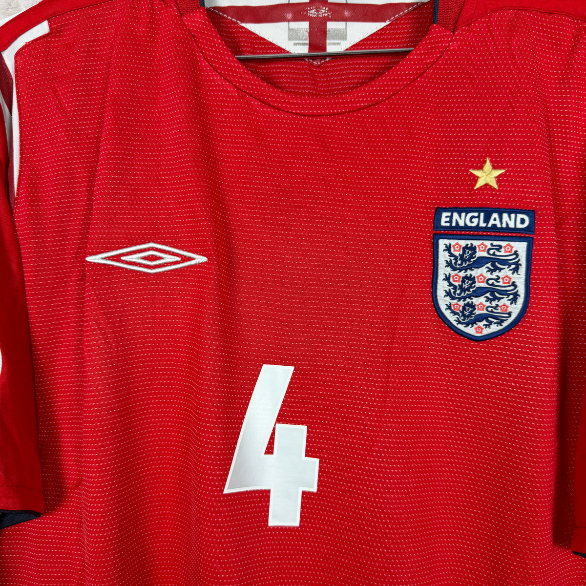 England 2004-2006 Away Jersey — Gerrard #4 XL