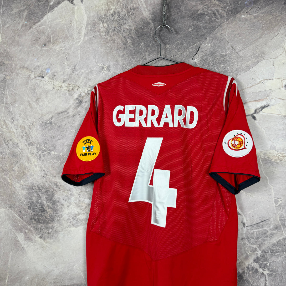 England 2004-2006 Away Jersey — Gerrard #4 M