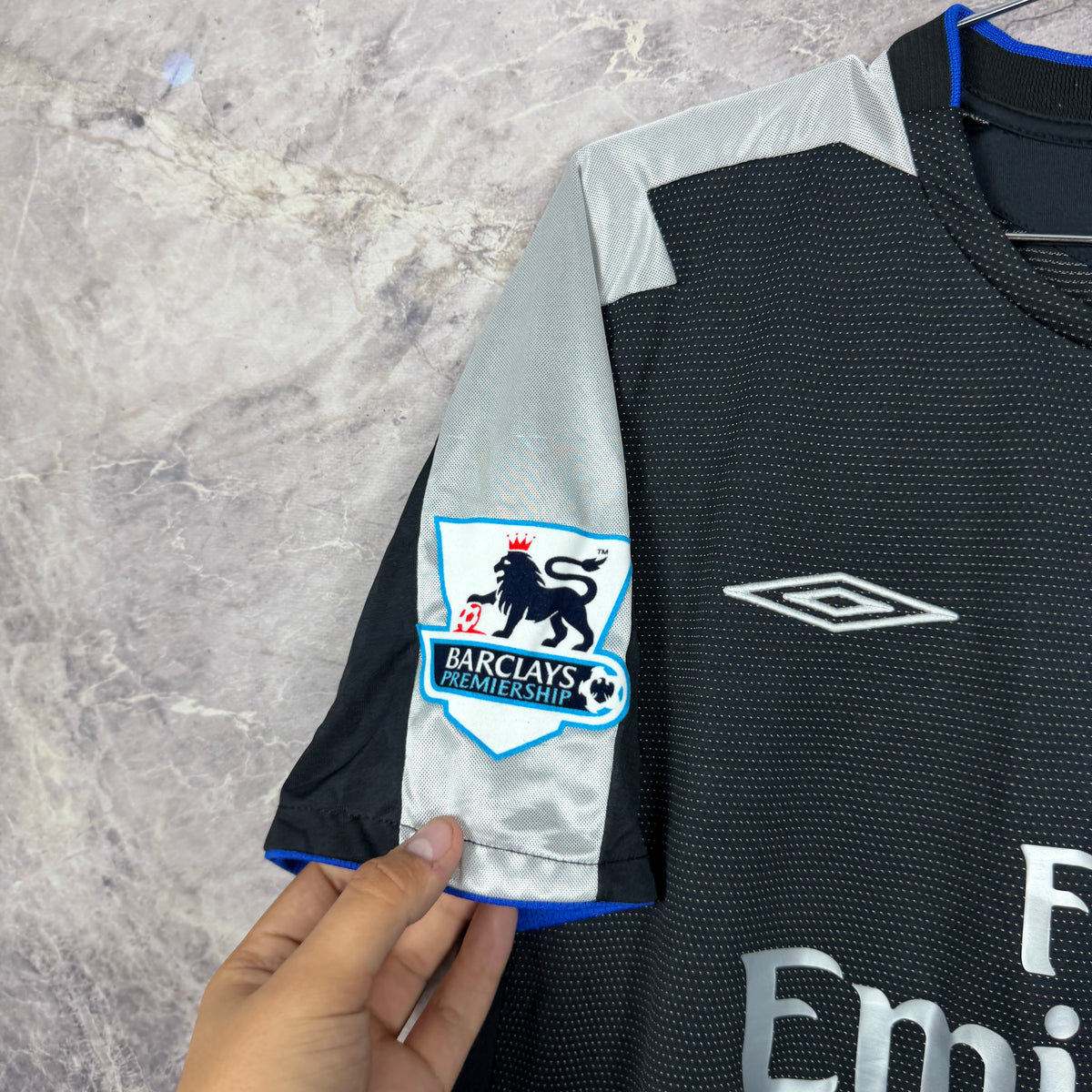 Chelsea 2004-2005 Away Jersey — Drogba #15 M