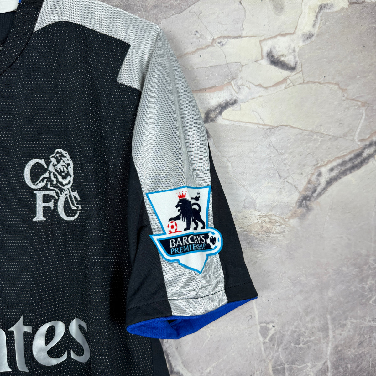 Chelsea 2004-2005 Away Jersey — Drogba #15 M