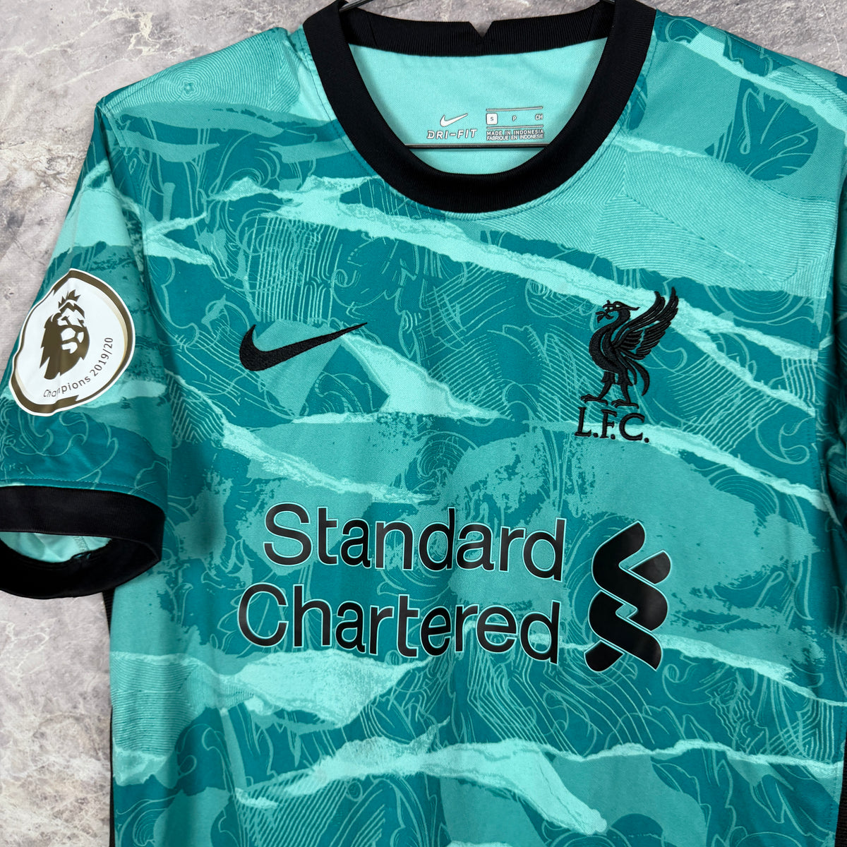 Liverpool 2020-2021 Away Jersey — M. Salah #11 S